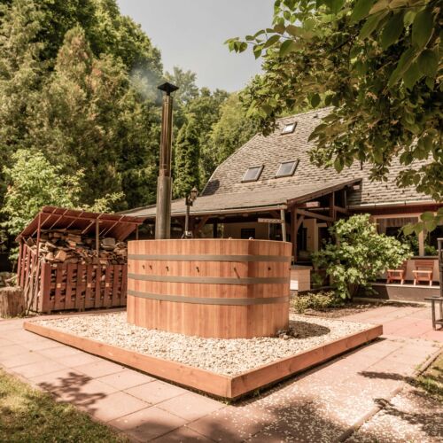 Apartament cu 4 camere pentru 12 pers. (se poate solicita pat suplimentar)