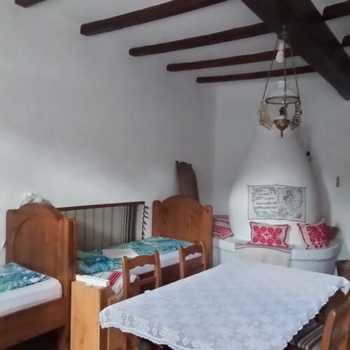 Apartament 6-osobowy na parterze z 2 pomieszczeniami sypialnianymi (możliwa dostawka)