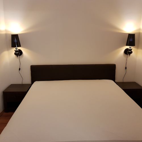 Apartament confort grand pentru 2 pers. (se inchirieaza doar integral) (se poate solicita pat suplimentar)