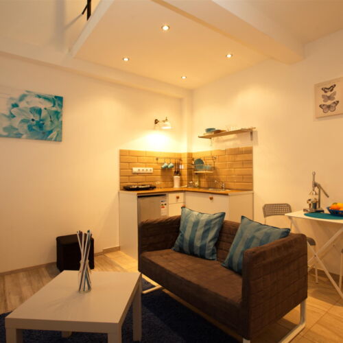 Apartament 2-osobowy na parterze z widokiem na dziedziniec z 1 pomieszczeniem sypialnianym