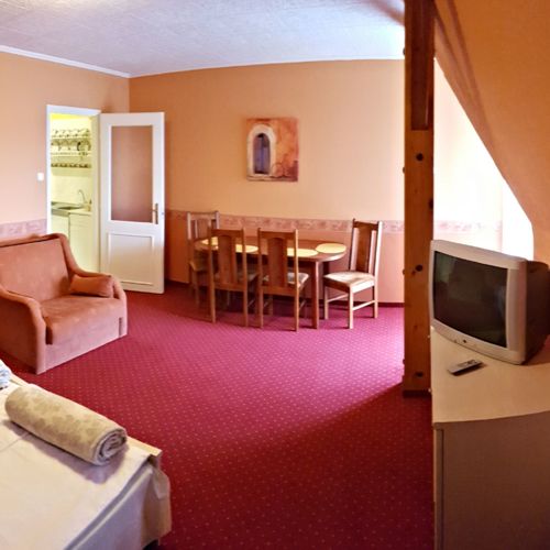 Apartament 4-osobowy na piętrze Komfort z 2 pomieszczeniami sypialnianymi (możliwa dostawka)