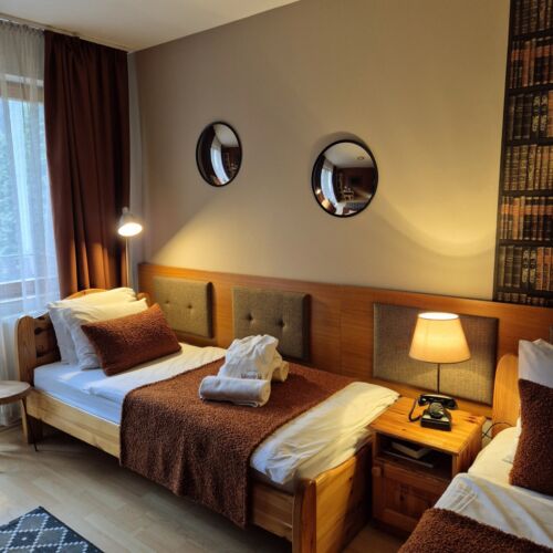 Pleasant Interior Design Balcony Twin Room