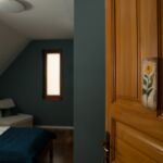 Fürdőszobás légkondicionált kétágyas szoba (pótágyazható)