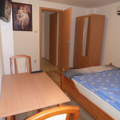 Apartament 4-osobowy na poddaszu Family z 2 pomieszczeniami sypialnianymi (możliwa dostawka)
