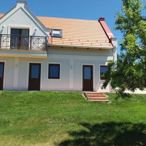 Camera twin studio cu chicineta proprie