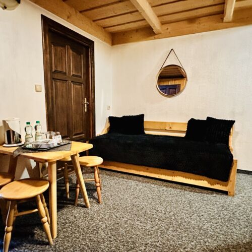 5 Person Room ensuite