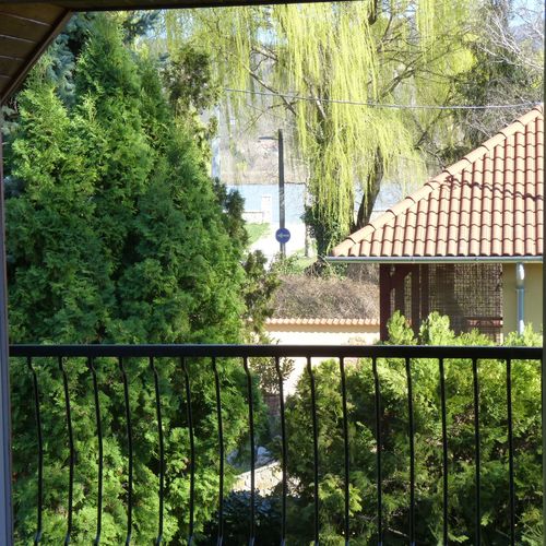 Romantic Family Weekend House for 5 Persons