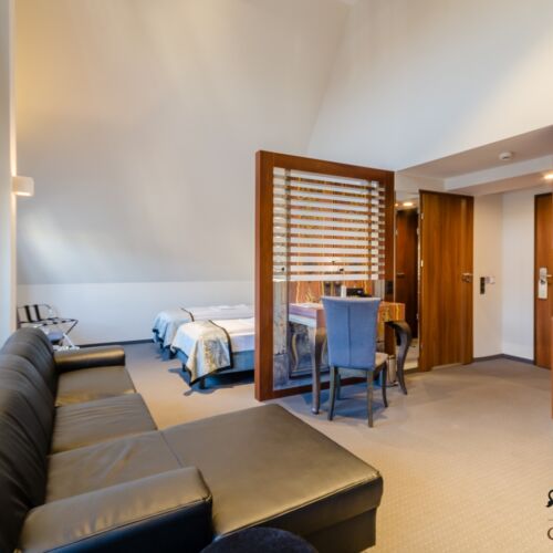 Family Quadruple Room with Bathtub