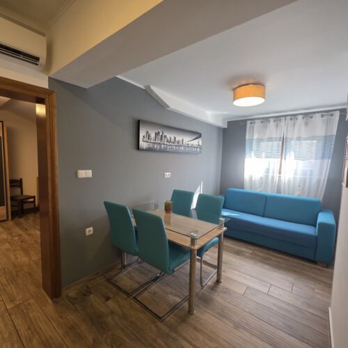 Komfort Manzárd Apartman s manželskou postelí s 1 ložnicí (s možností přistýlky)