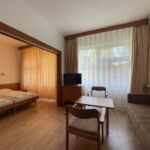 Standard Dreibettzimmer mit Klimaanlage