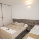 Apartament 5-osobowy z klimatyzacją z widokiem na morze z 2 pomieszczeniami sypialnianymi