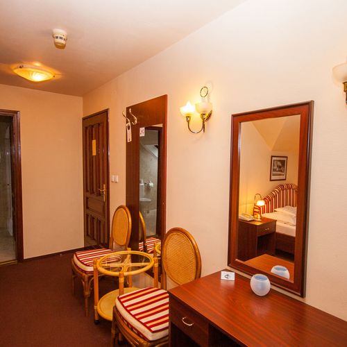 Upstairs Family Quadruple Room