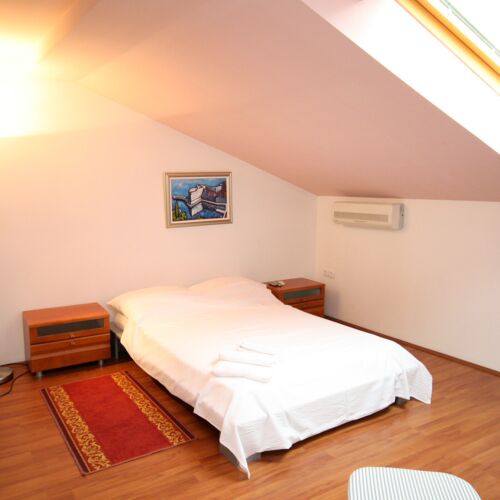 Apartament 3-osobowy z klimatyzacją z balkonem z 1 pomieszczeniem sypialnianym A-3183-e