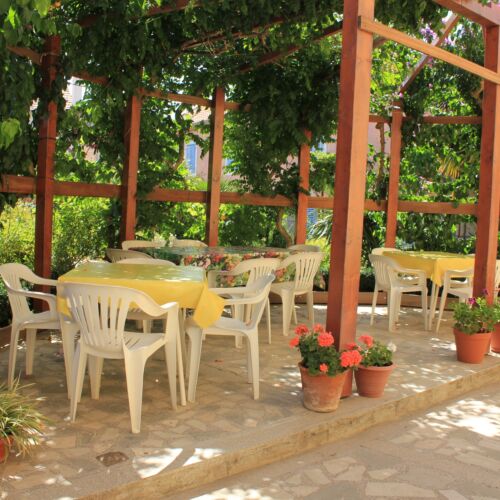 3-Zimmer-Apartment für 5 Personen mit Klimaanlage A-8210-a