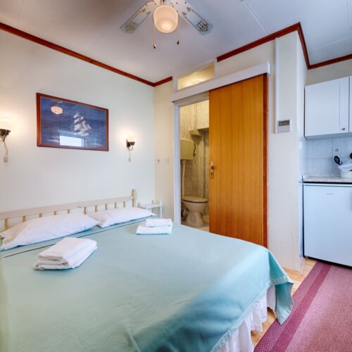 Apartament 2-osobowy z klimatyzacją z tarasem z 1 pomieszczeniem sypialnianym AS-2431-c