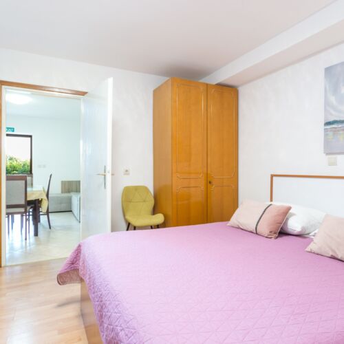 Apartament cu aer condiționat cu vedere spre mare cu 1 camera pentru 3 pers. A-6072-c