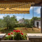 Apartament cu aer condiționat cu terasă cu 2 camere pentru 4 pers. A-7166-a