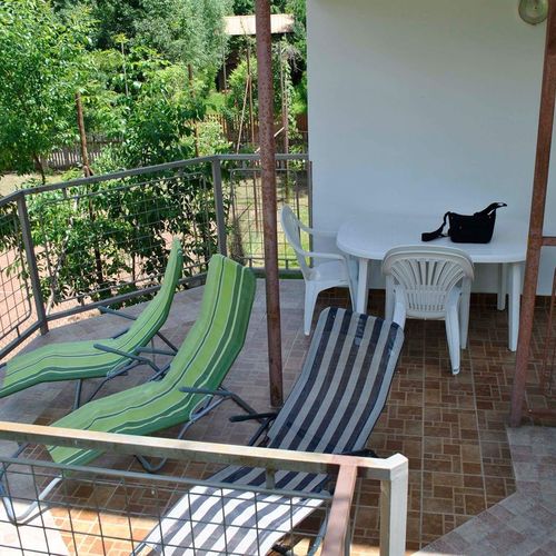 2-Zimmer-Apartment für 4 Personen mit Lcd/Plazma Tv und Terasse (Zusatzbett möglich)