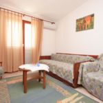 Sea View 2-Room Air Conditioned Apartment for 6 Persons A-9276-a