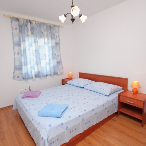 Apartament 4-osobowy z klimatyzacją z widokiem na morze z 2 pomieszczeniami sypialnianymi A-5458-c