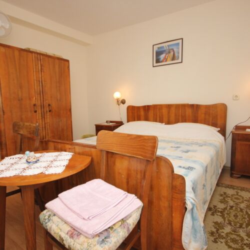 Apartament 4-osobowy z klimatyzacją z balkonem z 2 pomieszczeniami sypialnianymi A-2477-a