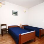 Tengerre néző légkondicionált 3 fős apartman 1 hálótérrel AS-4652-b