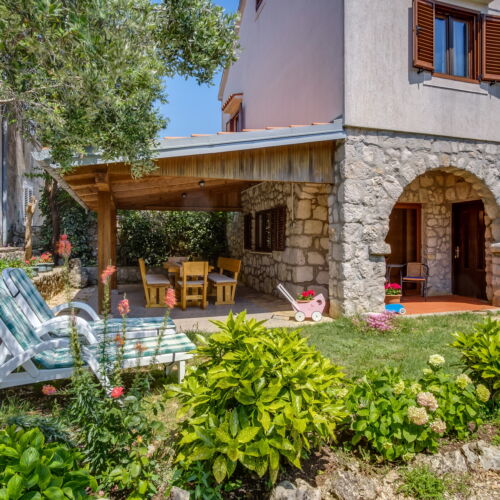 Apartament cu aer condiționat cu 2 camere pentru 5 pers. A-867-a