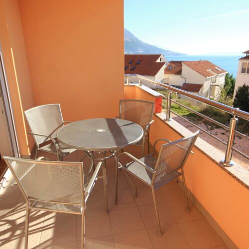 Apartament 4-osobowy z klimatyzacją z widokiem na morze z 1 pomieszczeniem sypialnianym A-9437-c