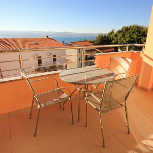 Apartament 4-osobowy z klimatyzacją z widokiem na morze z 1 pomieszczeniem sypialnianym A-9437-f