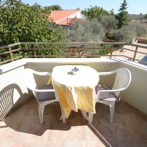 Apartament 2-osobowy z klimatyzacją z tarasem z 1 pomieszczeniem sypialnianym AS-7252-b