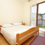 Apartmanok Parkolóhellyel Jelsa, Hvar - 8789 Jelsa