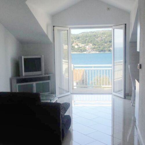 Apartament 5-osobowy z klimatyzacją z widokiem na morze z 2 pomieszczeniami sypialnianymi A-5620-d