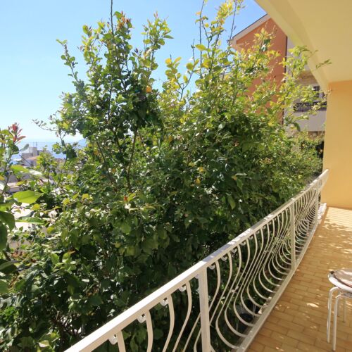 Pogled na more Klimatiziran apartman za 5 osoba(e) sa 3 spavaće(om) sobe(om) A-6767-a