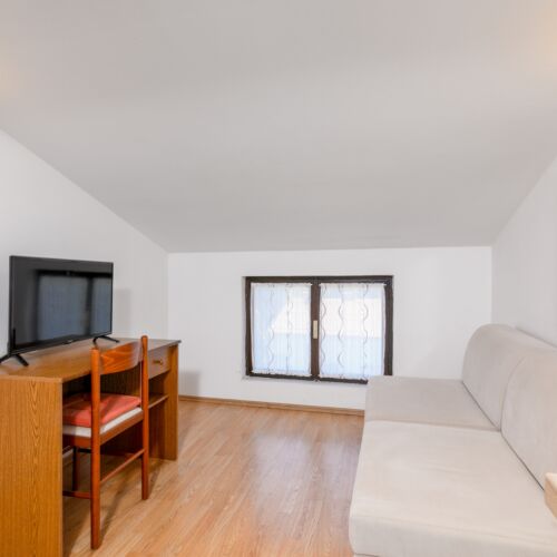 2-Room Air Conditioned Balcony Apartment for 4 Persons A-3002-c