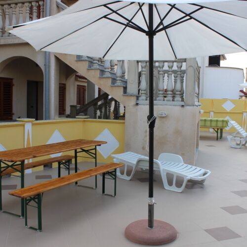 Klimatiziran Sa terasom apartman za 4 osoba(e) sa 2 spavaće(om) sobe(om) A-6535-d