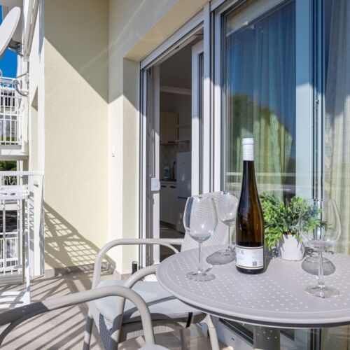 Apartman s klimatizací pro 3 os. s 1 ložnicí s výhledem na moře AS-946-d