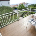 Apartament cu aer condiționat cu vedere spre mare cu 2 camere pentru 4 pers. A-2588-b