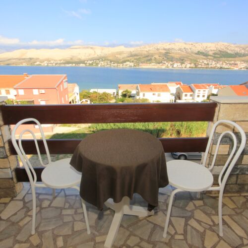 Apartament cu aer condiționat cu vedere spre mare cu 2 camere pentru 5 pers. A-9388-b