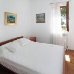 Sea View 2-Room Air Conditioned Apartment for 4 Persons A-11895-a