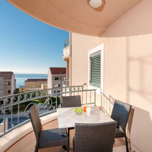 Pogled na more Klimatiziran apartman za 5 osoba(e) sa 2 spavaće(om) sobe(om) A-3193-e