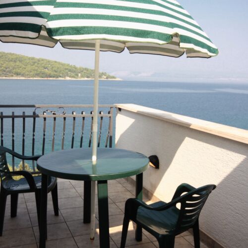 Apartament cu aer condiționat cu vedere spre mare cu 1 camera pentru 2 pers. AS-5182-b