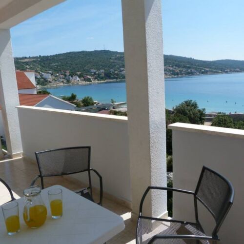 Sea View 1-Room Air Conditioned Apartment for 4 Persons A-6024-b