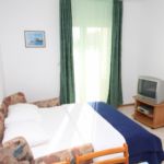 Apartament 4-osobowy z klimatyzacją z widokiem na morze z 1 pomieszczeniem sypialnianym A-6024-c