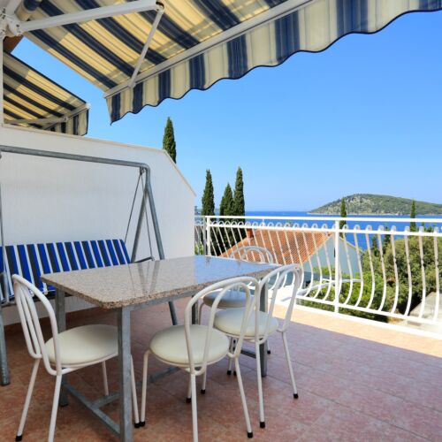 Apartament cu aer condiționat cu vedere spre mare cu 1 camera pentru 4 pers. A-10373-b