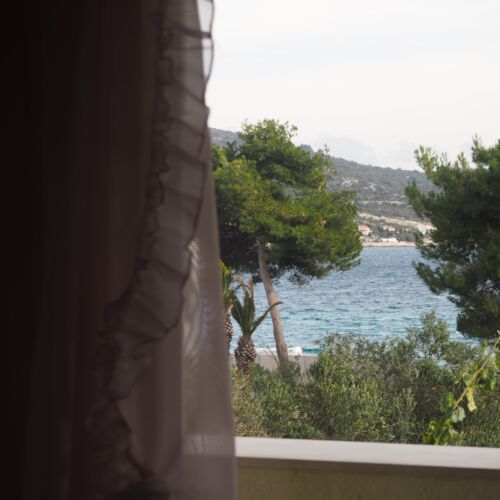 Sea View 1-Room Air Conditioned Apartment for 3 Persons A-11505-b