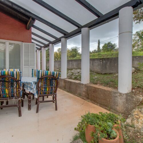 Apartament 7-osobowy z klimatyzacją z tarasem z 2 pomieszczeniami sypialnianymi