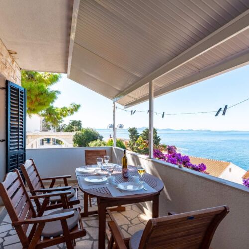 Pogled na more Klimatiziran apartman za 4 osoba(e) sa 2 spavaće(om) sobe(om) A-547-a