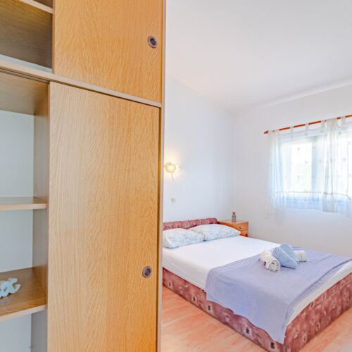 Klimatiziran soba sa francuskim krevetom (za 2 osoba(e)) S-547-g