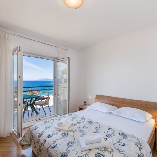 Pogled na more Klimatiziran apartman za 6 osoba(e) sa 3 spavaće(om) sobe(om) A-6789-a