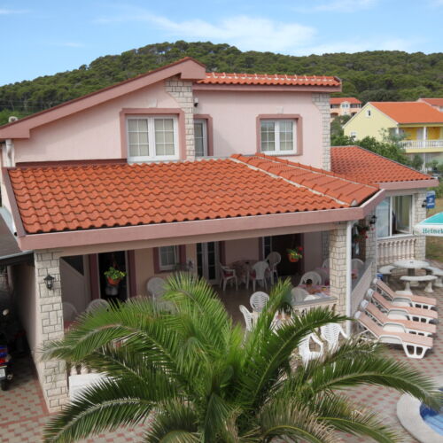 Tengerre néző légkondicionált 4 fős apartman 1 hálótérrel A-334-e